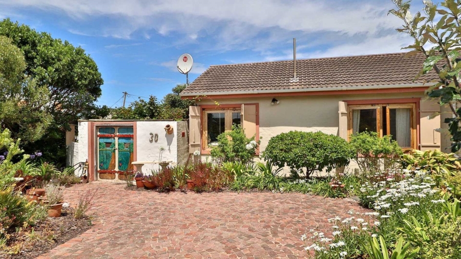 2 Bedroom Property for Sale in Kleinkrantz Western Cape